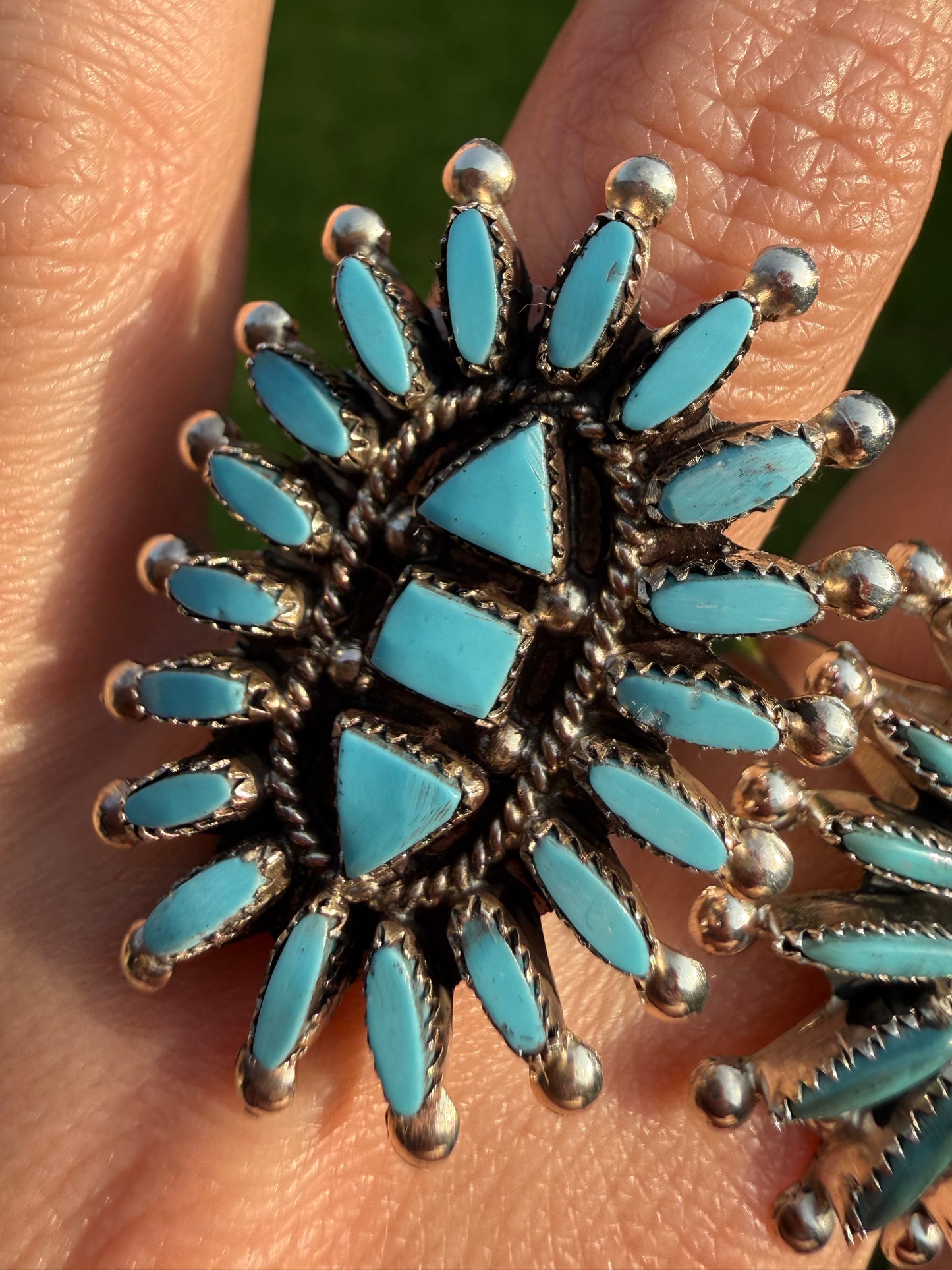 Zuni Turquoise Needlepoint Cluster Full Flower Sterling Silver Ring