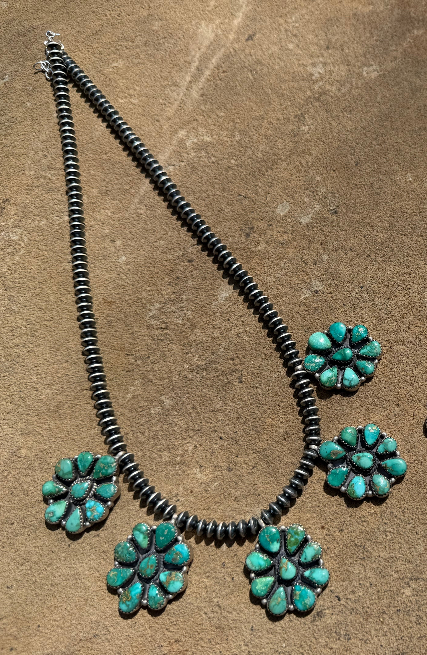 Full Flower Statement Saucer Desert Pearl Necklace