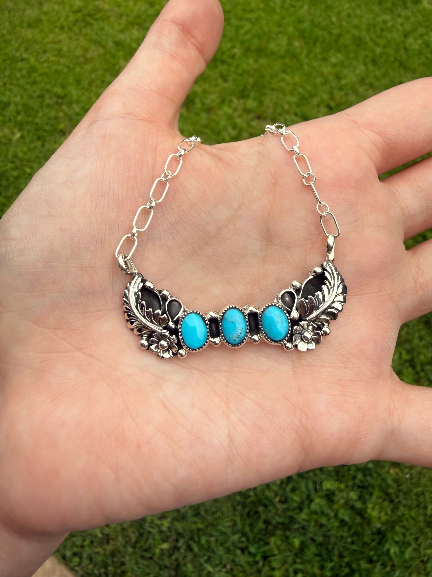 Navajo Triple Stone With Leaf Accent Sterling Silver Bar Necklace