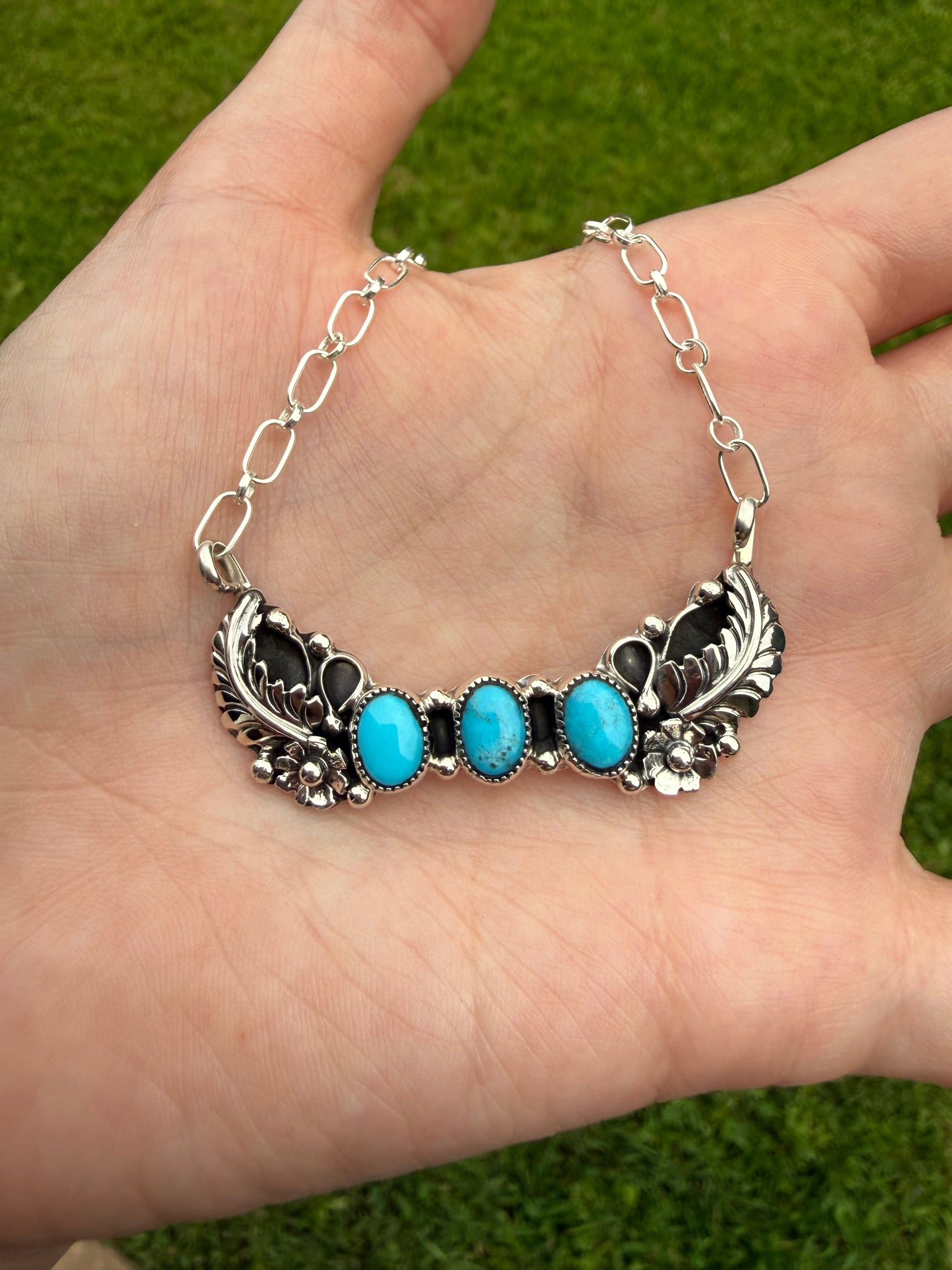 Navajo Triple Stone With Leaf Accent Sterling Silver Bar Necklace